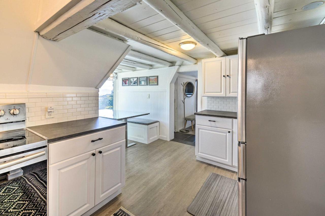Puget Sound Cabin With Hot Tub And Water Views! Bremerton Exteriér fotografie